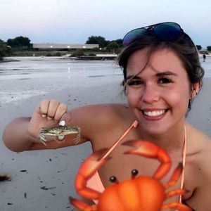 Meet your Posher, Stephanie